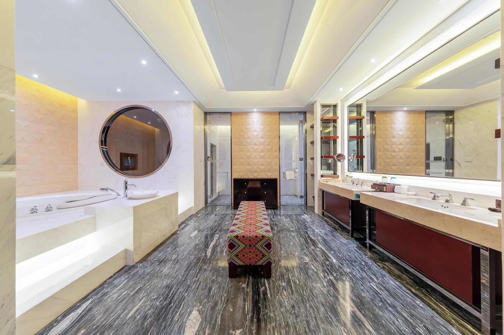Movenpick Hotel Enshi Dış mekan fotoğraf