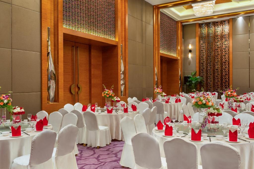 Movenpick Hotel Enshi Dış mekan fotoğraf